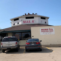 Mama's Daughters' Diner outside