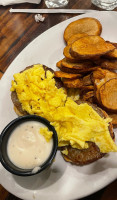 Maple Leaf Diner food