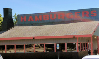 Dan's Hamburgers outside