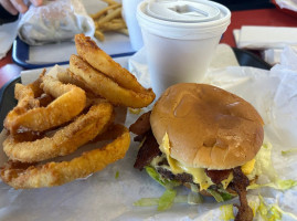 Dan's Hamburgers food