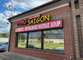 Pho Saigon outside