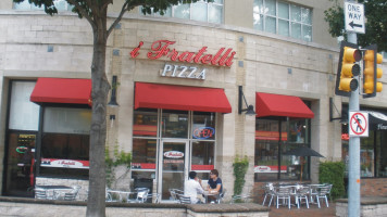 I Fratelli Pizza Uptown food