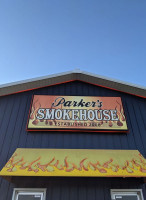 Parker's Smokehouse food