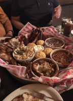 Parker's Smokehouse food