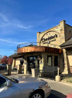 Cheddar's Scratch Kitchen outside