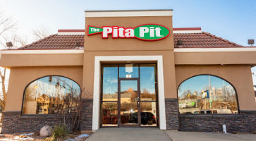 Pita Pit food