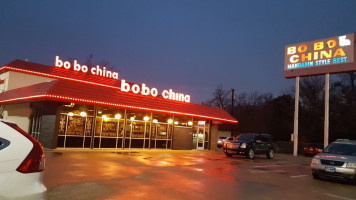 Bobo China outside