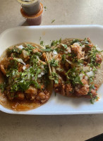 Santiago's Taco Shop food