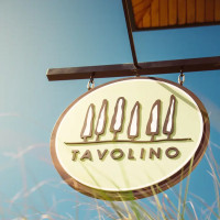 Tavolino Westborough inside