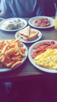 Arlene's Diner food