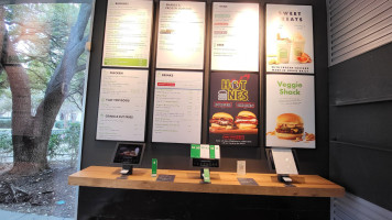 Shake Shack Dallas, Uptown food