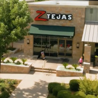 Z'tejas food