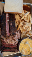 Stubb's -b-q food