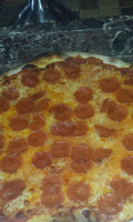 Mg's Pizza food