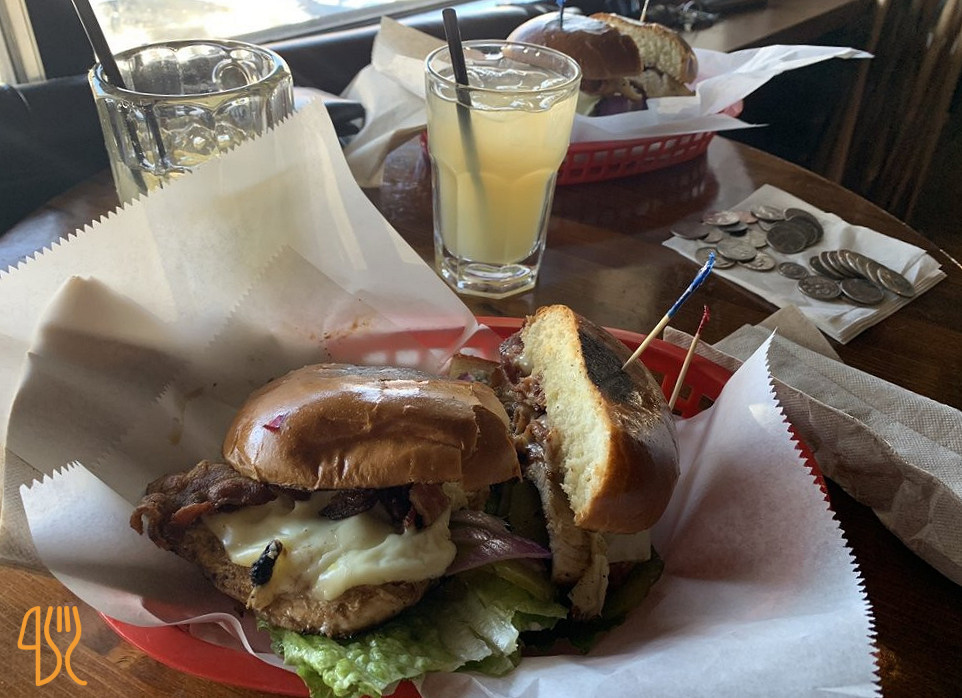JR's Grill