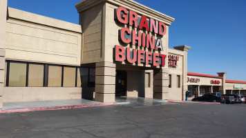 Grand China Buffet food