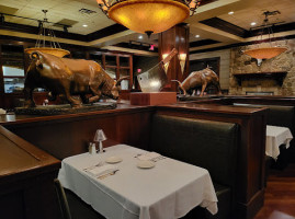 Morrie's Steakhouse food