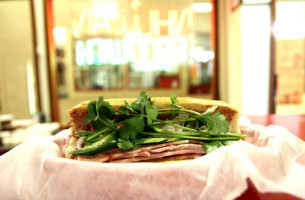 Nhu Lan Sandwich Shop food