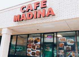 Cafe Madina food