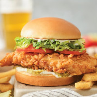 Red Robin Gourmet Burgers And Brews food