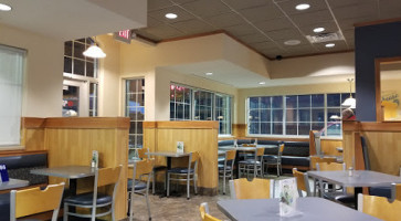 Culver's inside