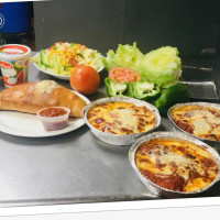 Divino's Pizza food