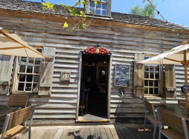 Bull Crown Publick House outside