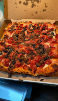 Antonio's Real New York Pizza food