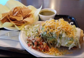 Daniel's Taco Shop food