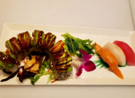 White Tree Sushi And Asian Cuisine food