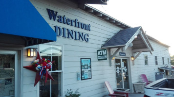 Waterfront Grille food