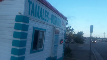 Diana's Tamales Burritos And More outside