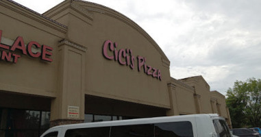 Cicis Sevierville outside