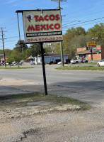 Tacos Mexico outside