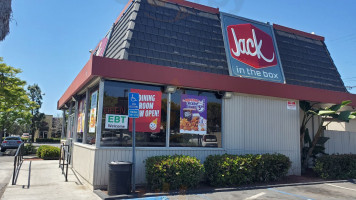 Jack In The Box outside