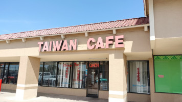 Taiwan Cafe outside