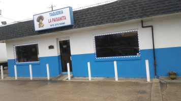 La Paisanita outside