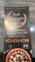 Tutti Mangia Pizzeria Grill food