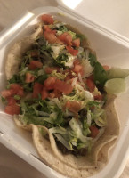 Tacos El Paraiso food