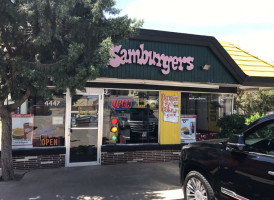 Samburgers outside