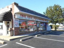 Trio Cold Cuts Sandwich outside