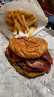 Tastee Burgers food