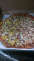 Carbone's Pizzeria food