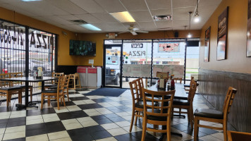 Roma's Pizza And Grill inside