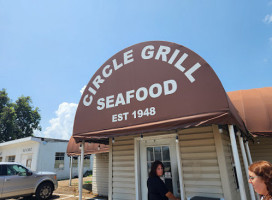 Circle Grill food