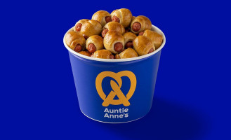 Auntie Anne's food