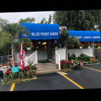 Blue Point Diner outside