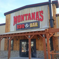 Montana's BBQ Bar 17th St food