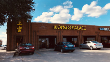 Wong's Palace outside