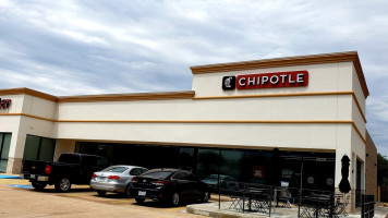 Chipotle Mexican Grill outside